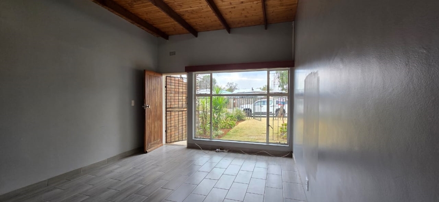 2 Bedroom Property for Sale in Declercqville North West